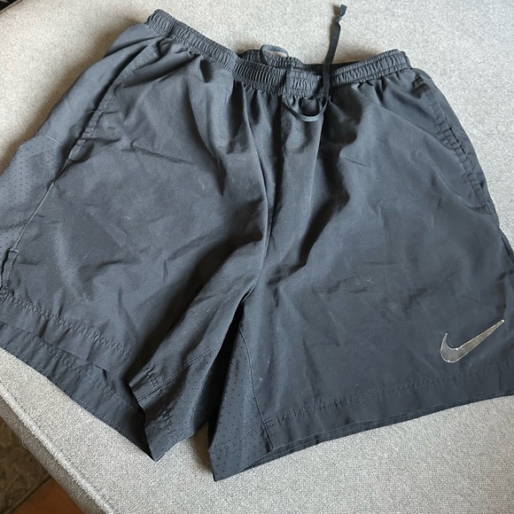 Nike Brief Lined Shorts (Pack of 5) - Picture 2 of 6